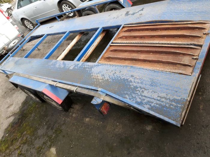 Trailer car transporter for hire