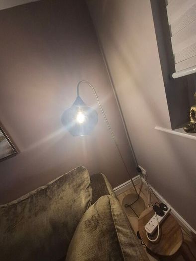 floor lamp