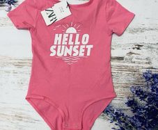 Zara- Pink Bodysuit with White 'HELLO SUNSET' Graphic with Sun & Waves