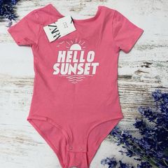 Zara- Pink Bodysuit with White 'HELLO SUNSET' Graphic with Sun & Waves