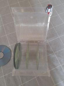 Cd/dvd Holder