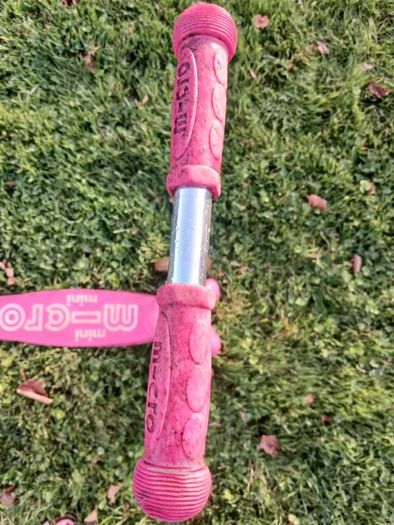 pink micro scooter