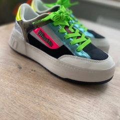D Franklin Multi print shoes Size 4.5