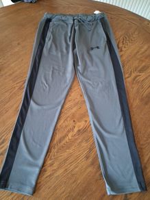 Mens Under Armour track bottoms