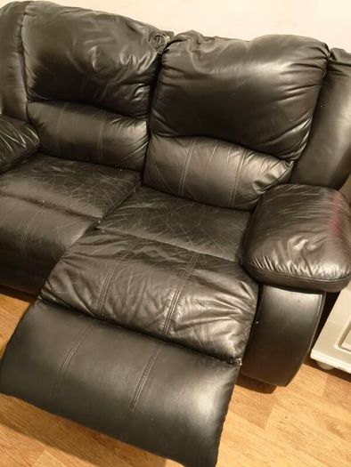 Free 2 Seater recliner
