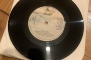 The Beach Boys - Lady Lynda - Full Sail - Vinyl Record 7"
