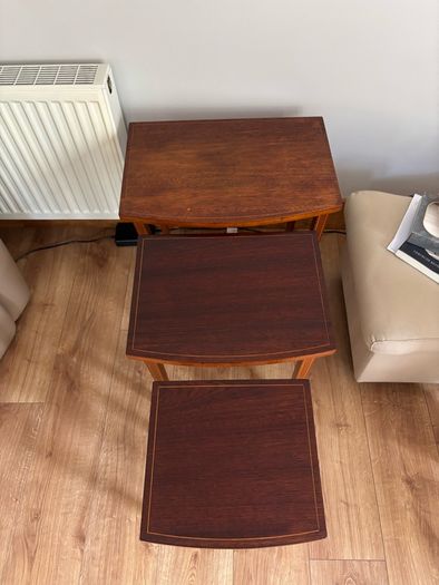 Stackable coffee table
