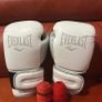 boxing gloves Image 2