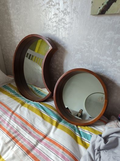 mirror