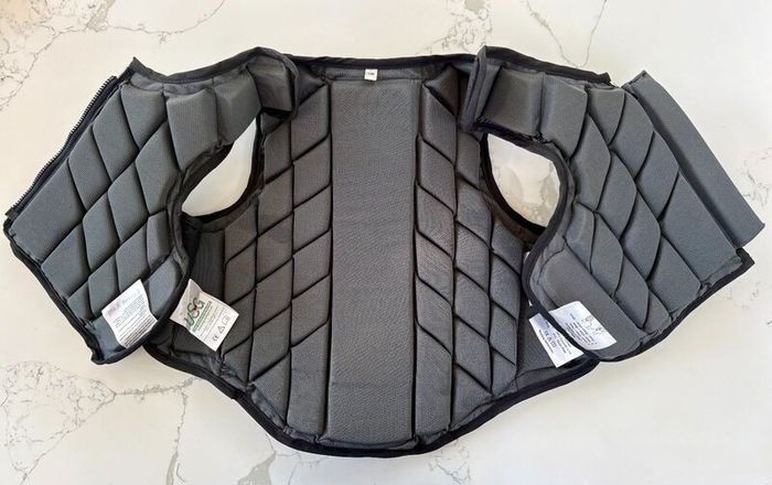 Horse riding gear (approx 9/10yrs)