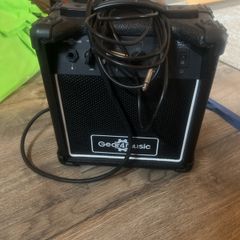 Guitar amp