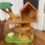 Sylvanian families tree house with accessories Image 3
