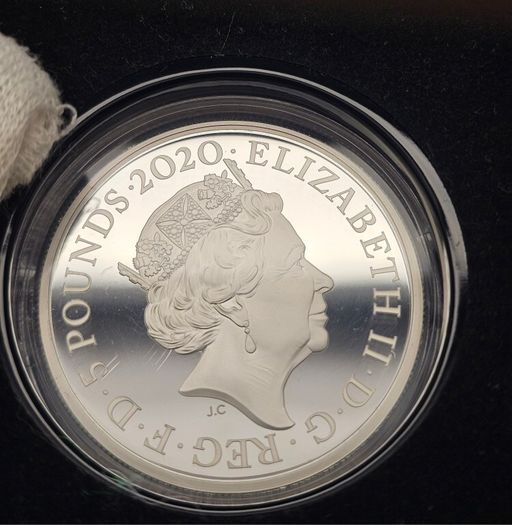Royal Mint 2020 Silver Proof. 999 2oz Silver 5 Pounds Pay Attention 007 in Original Holder with COA