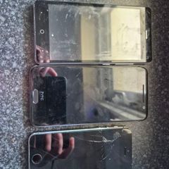 Phones for parts or repair