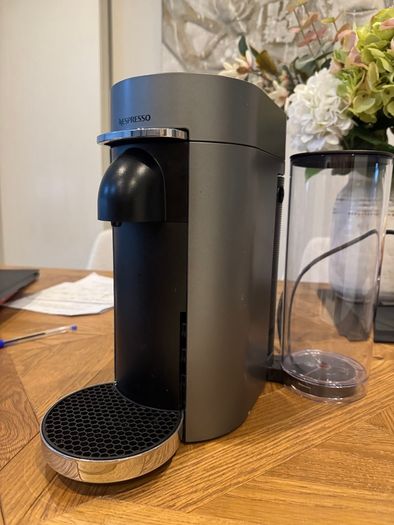 Coffee Machine-Nespresso Vertuo next