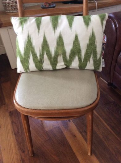 Vintage - Mid Century Bentwood Chair Made by Drevounia Czechoslovakia - good condition