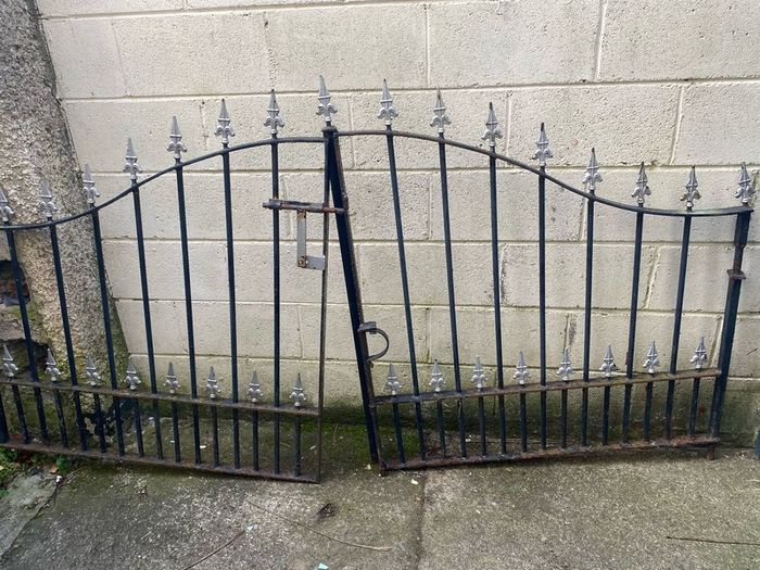 Driveway Iron Gates