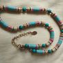 A vibrant necklace. Image 7