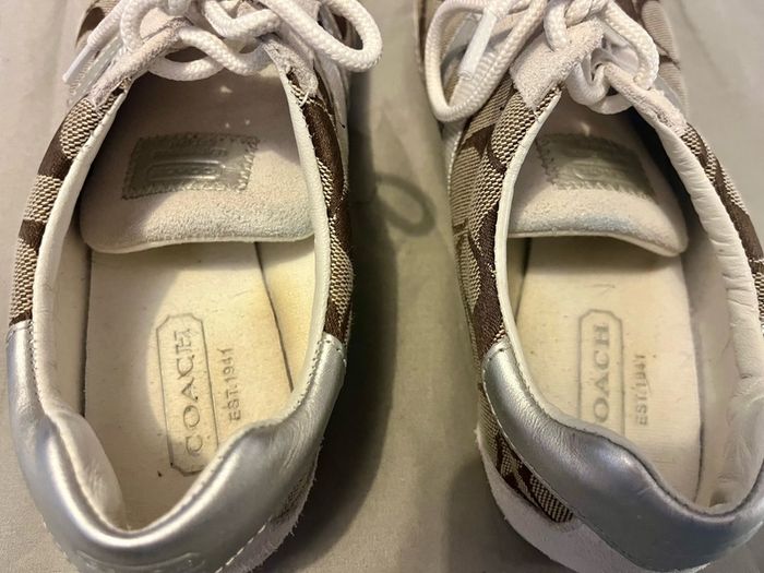 Coach Katelyn Q300 Trainer UK4.5 US6.5M white/beige suede