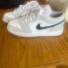 Nike Air jordan trainers kids shoes size UK 5.5