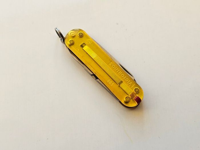 Victorinox Classic Sd 58mm Swiss Army Knife Keychain tool