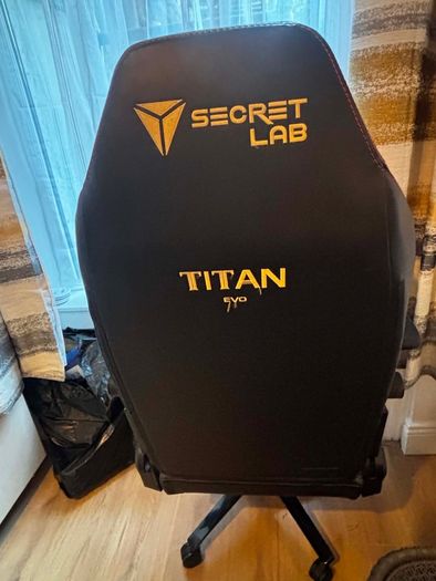 Titan Evo Secret Lab gaming / office chair
