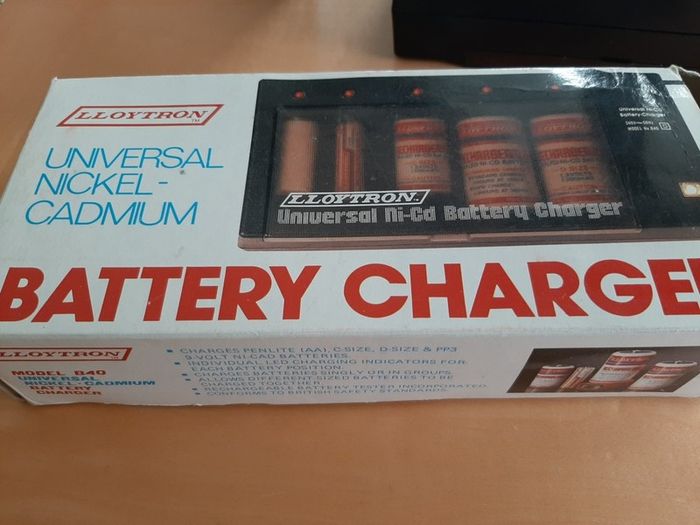 Lloytron battery charger