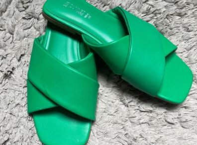 Dunnes Slip On's ...size 4 ( Wide Fit )