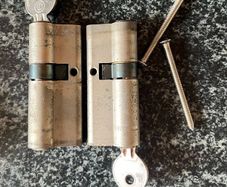Euro cylinder locks