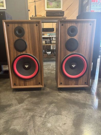 Cerwin Vega DX5 vintage Speakers