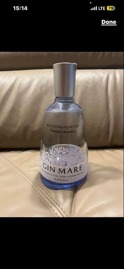 Decorative or collectible empty bottles vodka  whisky, gin, Irish whiskey Connemara whiskey Jameson powers ballantines Johnnie walkers TEELING disaronno Irishman Hennessy Drumshanbo Gunpowder Irish Gin vodka whiskey empty Bottle Jack Daniels Bombay sapphi