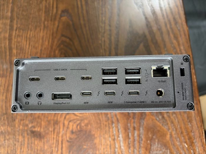 cal digit ts5 plus