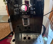 DeLonghi Magnifica S coffe machine