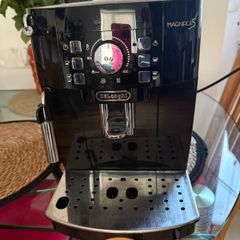 DeLonghi Magnifica S coffe machine