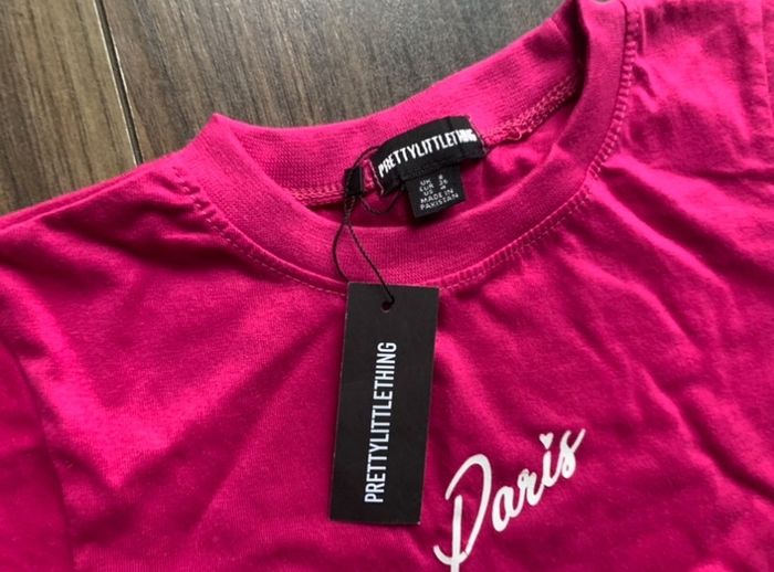 Slogan Paris Pretty Little Thing T-shirt: Small or suit girls/teenager