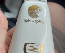 Cork historical itemDesign Features: White fine bone china with gold trim style bell, the official "Cork 800" gold graphic with the city crest, and the prominent "1185-1985" date marker. ,  vintage Royal Tara memorabilia,sold as is.