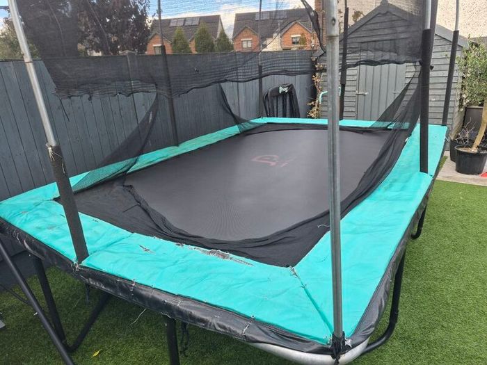 Trampoline 12ft x 8 ft