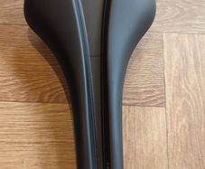 Fizik Anteres R1 Versus Evo Saddle