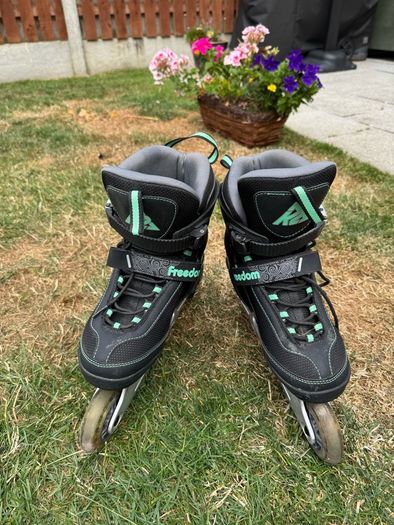 Women's Rollerblades/Inline Skates and guards