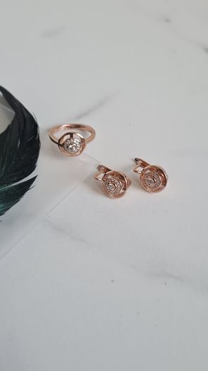 Brand new jewellery set