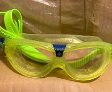 swim goggles arena aquasphere