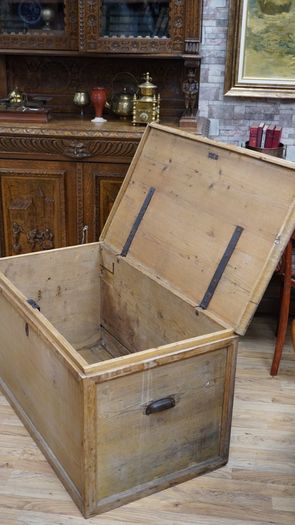 Victorian Pine Blanket Chest