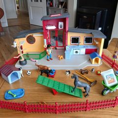 Playmobil Tiny Paws Hotel