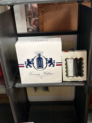 perfumes & candles.