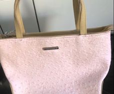 Ladies stunning bag