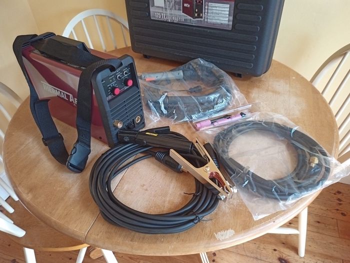 NEW Welder