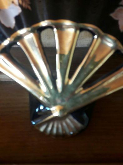Chinese Black / gold floral decorative fan