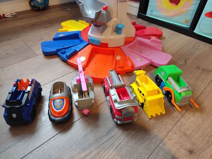 Paw patrol tower