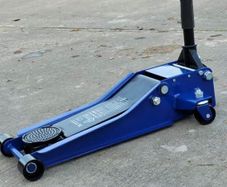 Brand New 4 Ton Ultra Low Profile Trolley Jack