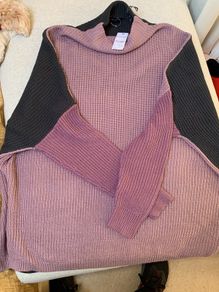 Oversized Jumper size 18/20 brand new